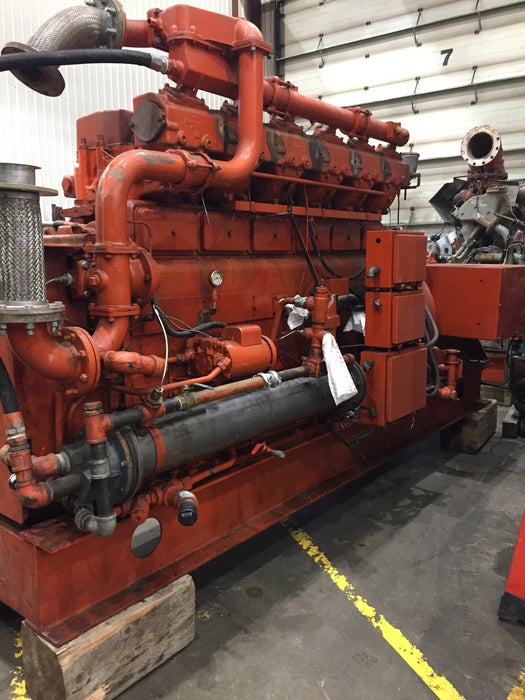 Waukesha 3521GU Generator, 350KW, 480 Volt, Natural gas (CORE) (Damaged Engine Block)