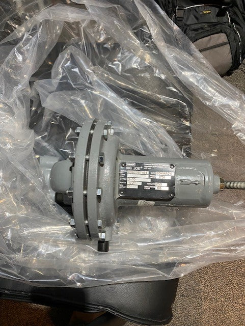 UNUSED 2" NPT FISHER BIG JOE 630 REGULATOR (QTY 10 )